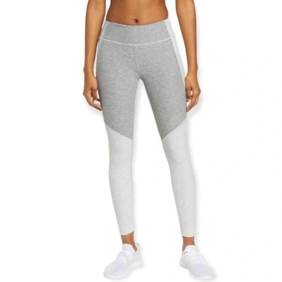 NWOT Outdoor Voices Leggings - Picture 2 of 8